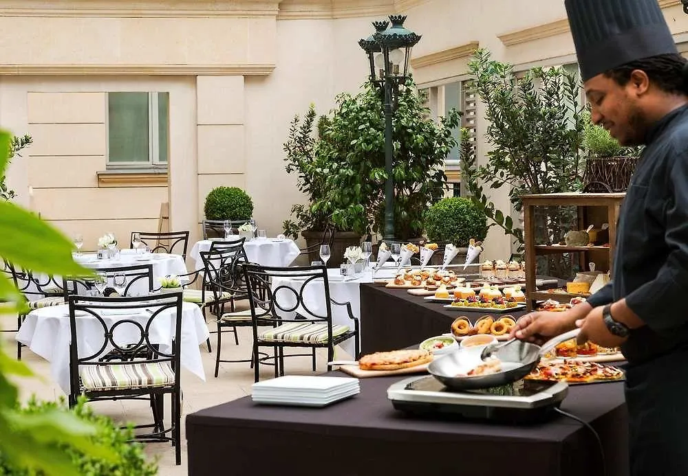 Paris Marriott Champs Elysees Hotel 5*,  France